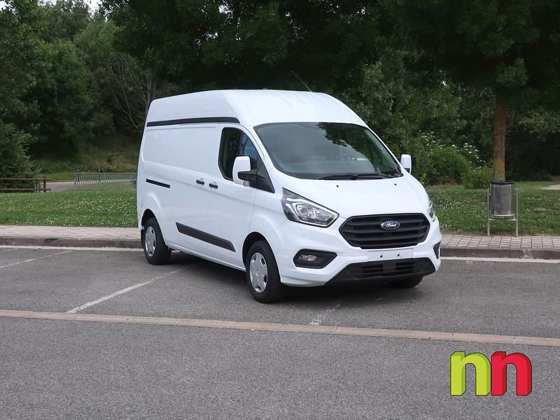 Usado Ford Transit 130 CV (95 kW) 2019 Blanco Berlina