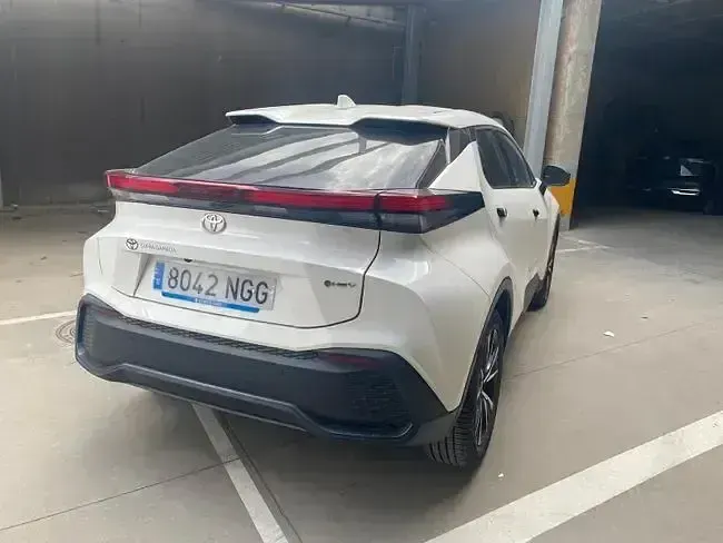Usado Toyota C-HR Advance 140 CV (102 kW) 2025 Blanco SUV