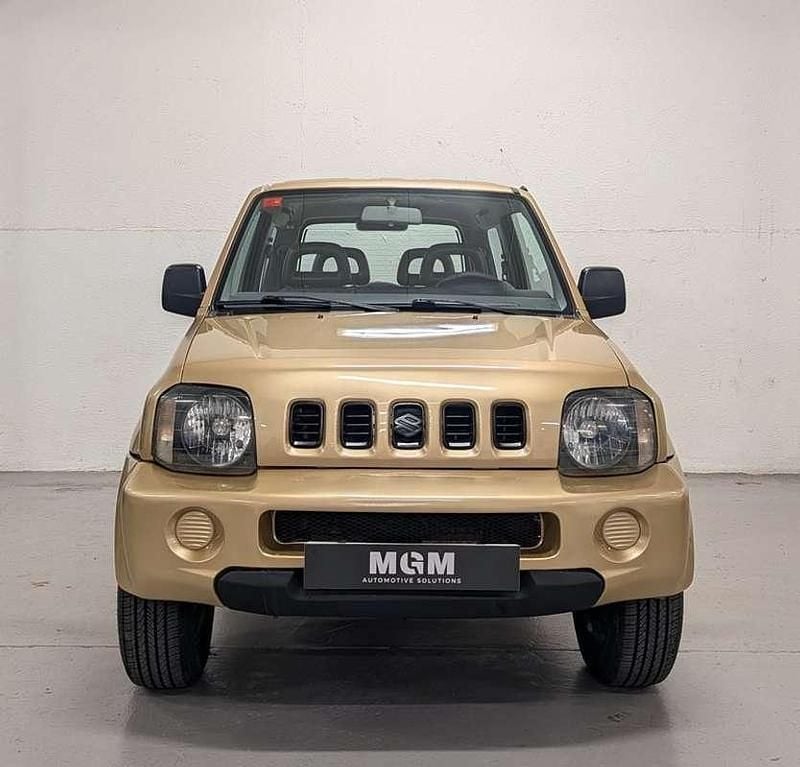 Usado Suzuki Jimny 80 CV (58 kW) 1999 Beige SUV