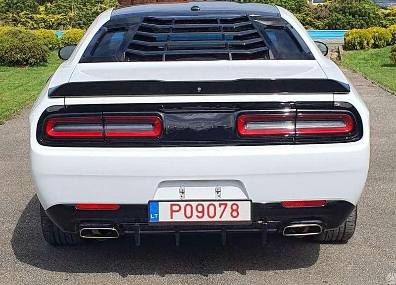 Usado Dodge Challenger 374 CV (275 kW) 2020 Blanco Coupe