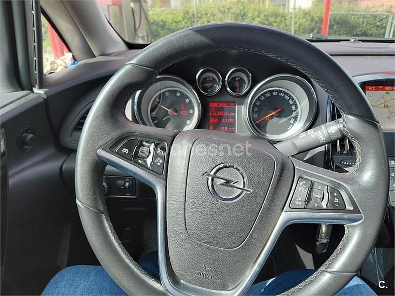 Usado Opel Astra Excellence 136 HP (100 kW) 2016 Cinzento Carrinha