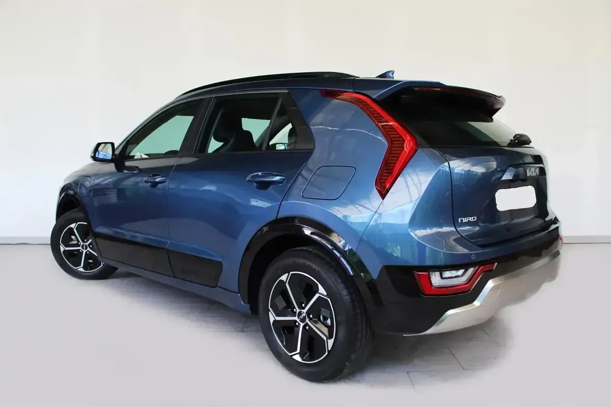 Usado Kia Niro 184 CV (135 kW) 2022 Azul SUV