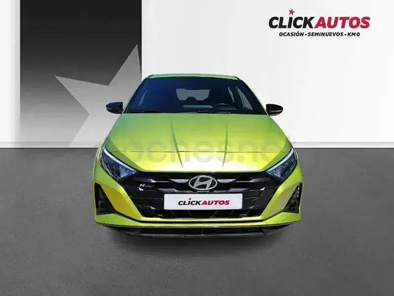 Usado Hyundai i20 N Line 79 CV (58 kW) 2025 Verde Utilitario