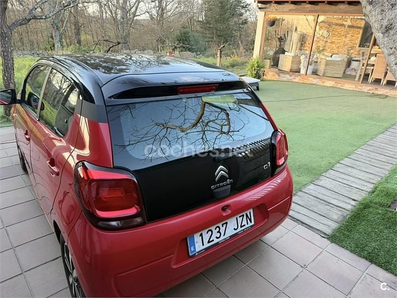 Usado Citroën C1 69 CV (50 kW) 2017 Rojo Utilitario