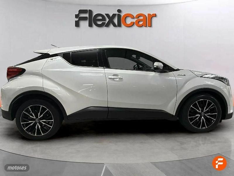 Usado Toyota C-HR Advance 122 CV (89 kW) 2017 Blanco SUV