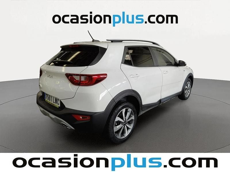 Usado Kia Stonic 100 CV (73 kW) 2022 Blanco SUV