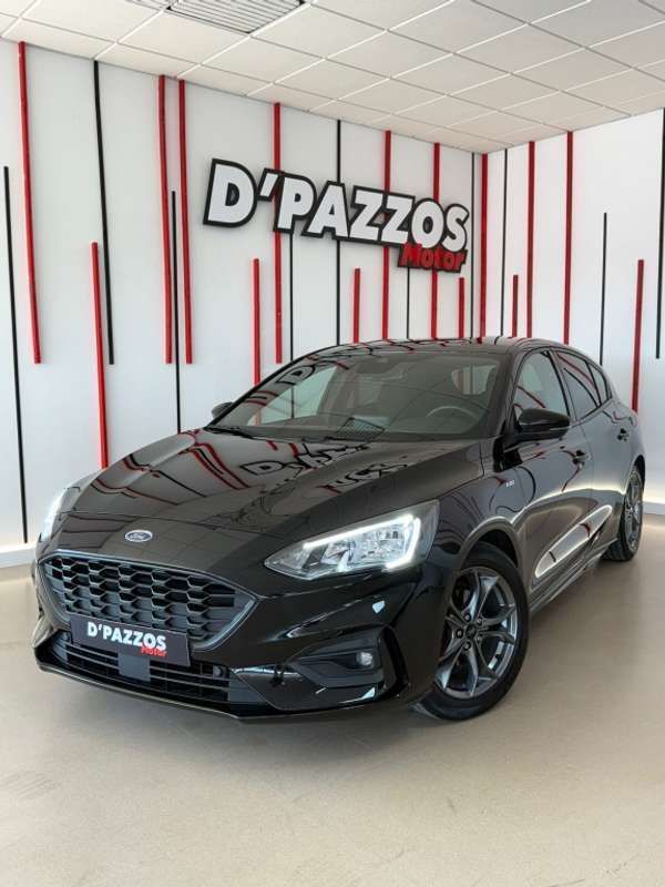 Negro Usado 2021 Ford Focus ST-Line Utilitario | 18.500 € - Imagen 1/4