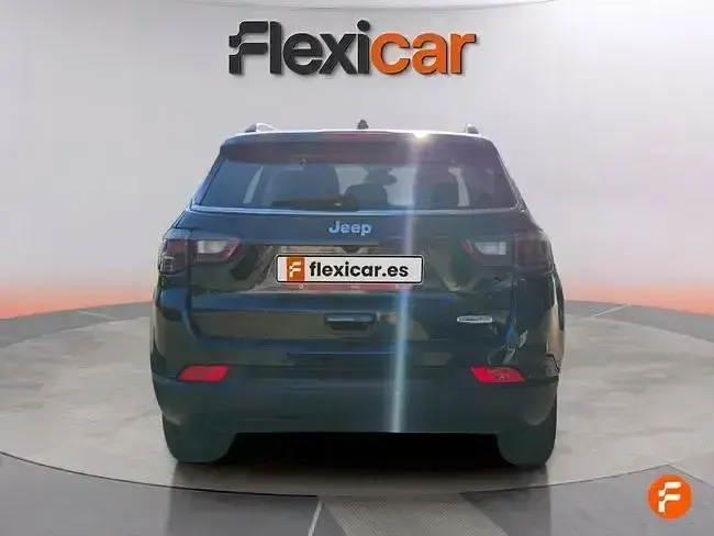 Usado Jeep Compass Limited 130 CV (95 kW) 2021 Negro SUV