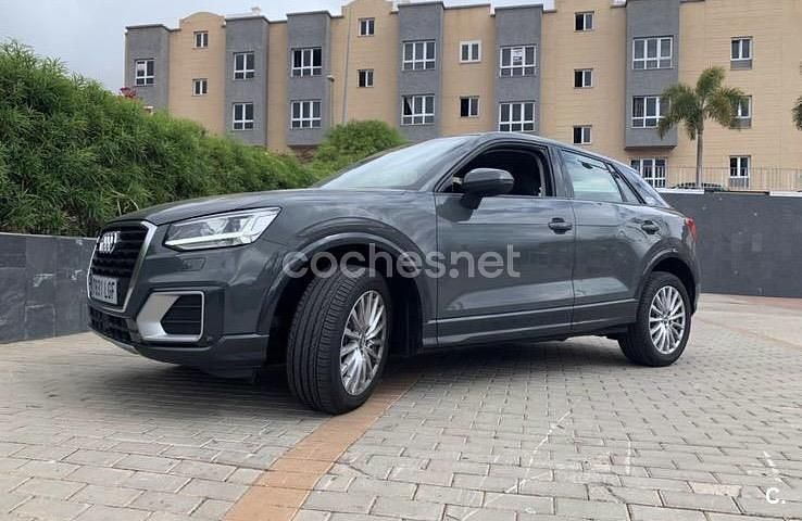 Usado Audi Q2 Sport 116 CV (85 kW) 2020 Gris / plata SUV