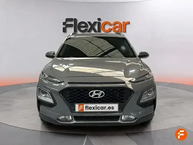 Usado Hyundai Kona 141 CV (103 kW) 2021 Gris SUV