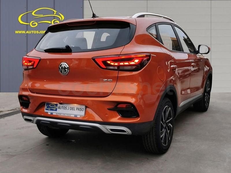 Usado MG ZS Luxury 111 CV (81 kW) 2022 Naranja SUV