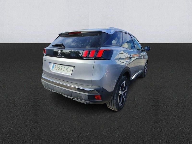 Usado Peugeot 3008 Allure 131 CV (96 kW) 2020 Gris SUV