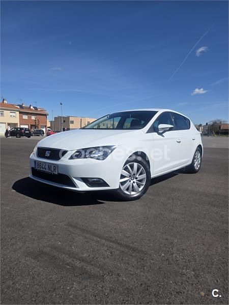 Usado Seat Leon Reference 86 CV (63 kW) 2016 Blanco Berlina