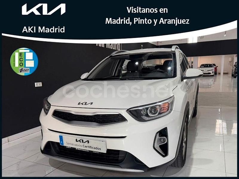 Blanco Usado 2024 Kia Stonic SUV | 17.700 € (Precio justo) - Imagen 1/4