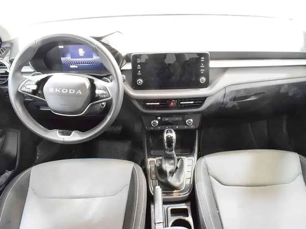 Usado Skoda Fabia Selection 116 CV (85 kW) 2025 Gris Utilitario