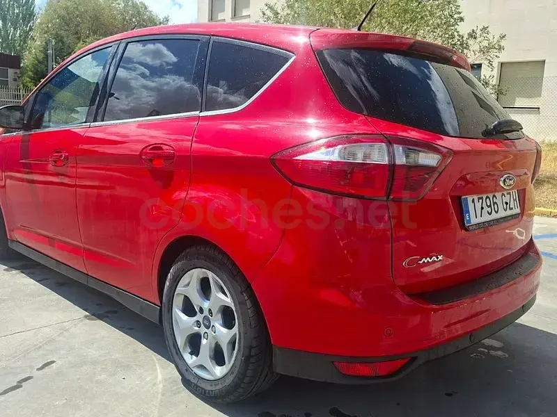 Usado Ford C-MAX Trend 115 CV (84 kW) 2010 Rojo Monovolumen