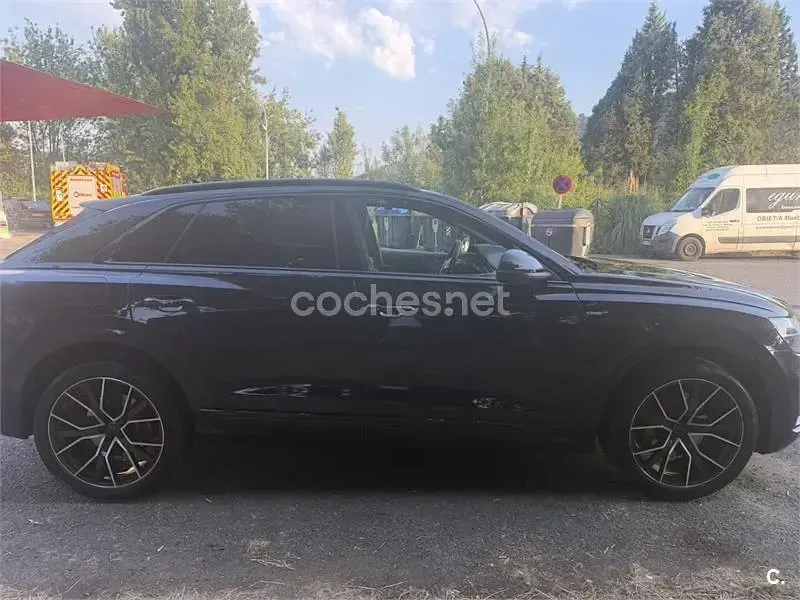 Usado Audi Q8 S-Line 286 CV (210 kW) 2020 Negro SUV