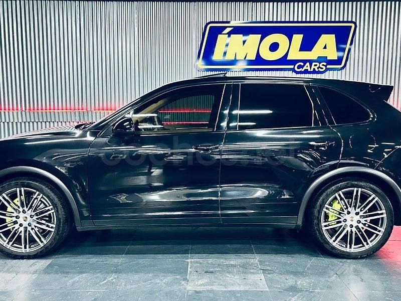 Usado Porsche Cayenne S E-Hybrid 416 CV (305 kW) 2015 Negro SUV
