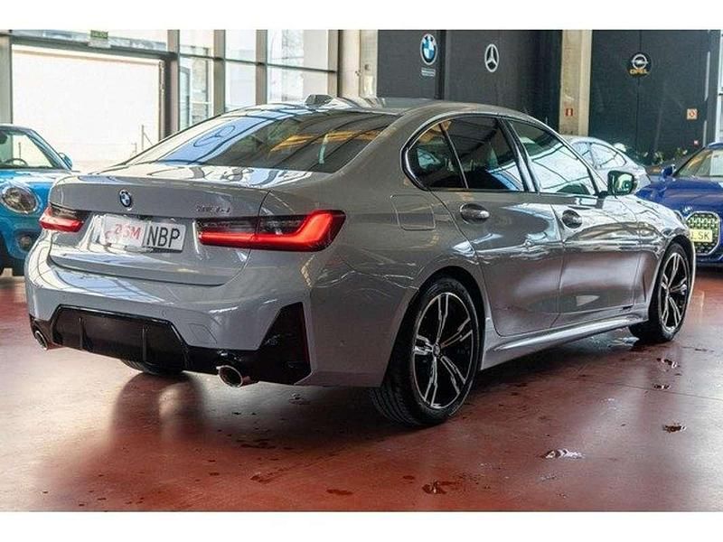 Usado BMW 318 Sport Line 150 CV (110 kW) 2025 Gris Berlina