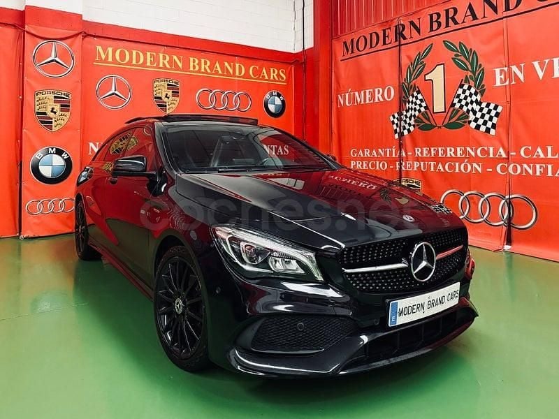 Usado Mercedes CLA200 Shooting Brake 150 CV (110 kW) 2019 Negro Familiar