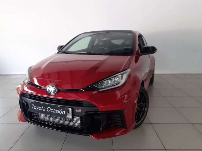 Burdeos Nuevo 2024 Toyota Yaris Utilitario | 46.890 € - Imagen 1/4