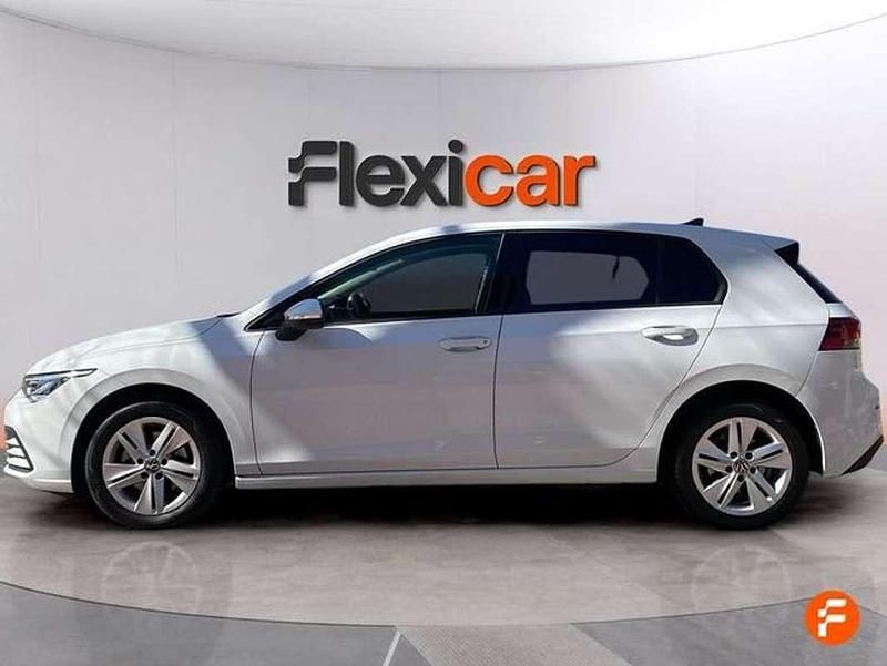 Usado VW Golf VIII Life 110 CV (80 kW) 2023 Blanco Berlina