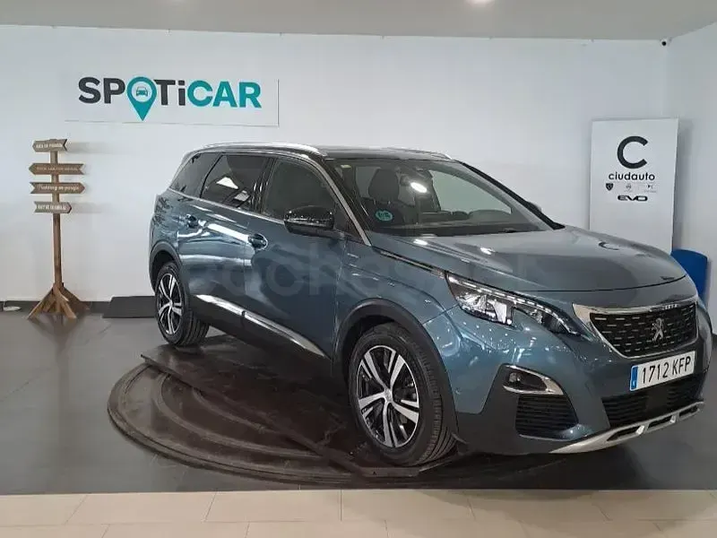 Usado Peugeot 5008 Allure 150 CV (110 kW) 2017 Azul Monovolumen