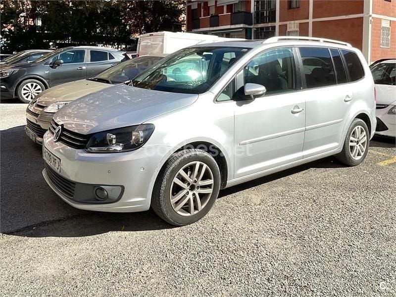 Gris / plata Usado 2011 VW Touran Advance Monovolumen | 8100 € (Buen precio) - Imagen 1/1
