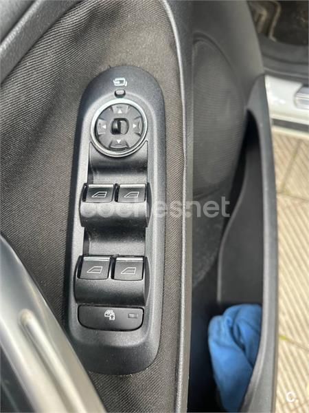 Blanco Usado 2010 Ford S-MAX Trend Monovolumen | 7499 € (Precio justo) - Imagen 1/2