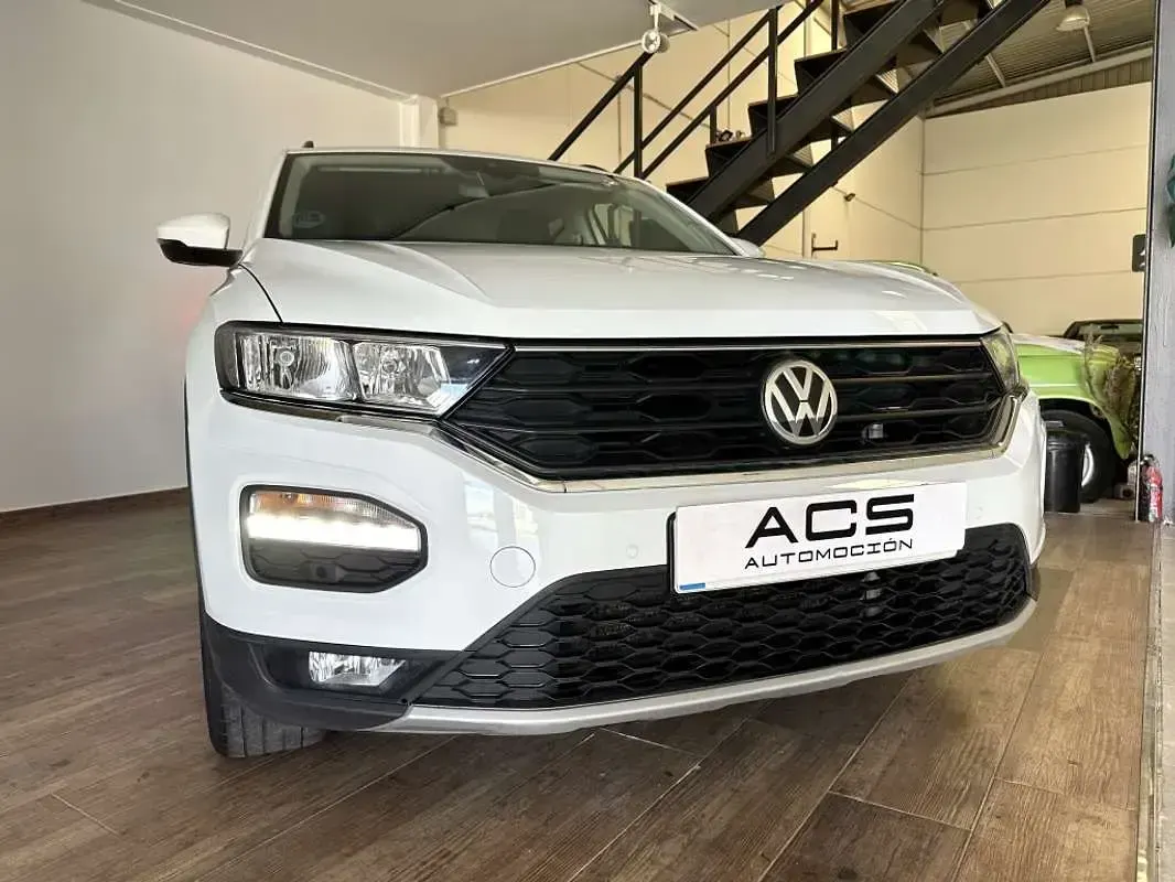 Usado VW T-Roc Advance 116 CV (85 kW) 2022 Blanco SUV
