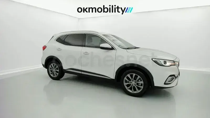 Używany MG HS Comfort 162 KM (119 kW) 2023 Biały SUV