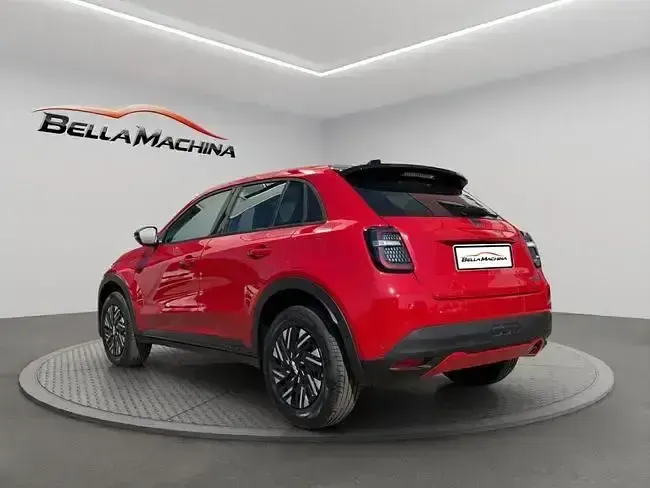Usado Fiat 600 La Prima 100 CV (73 kW) 2025 Rojo SUV