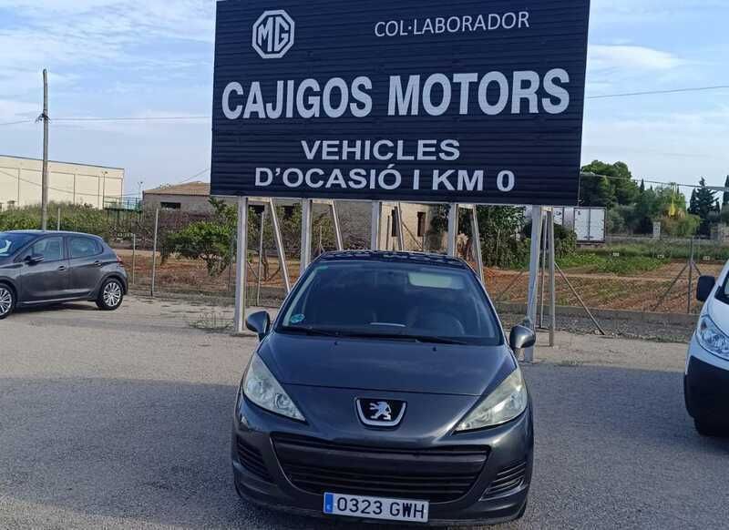 Negro Usado 2010 Peugeot 207 Utilitario | 5000 € (Un poco caro) - Imagen 1/4