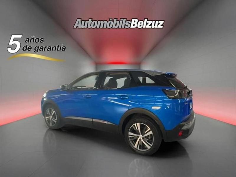 Usado Peugeot 3008 Allure 131 CV (96 kW) 2022 Gris Monovolumen