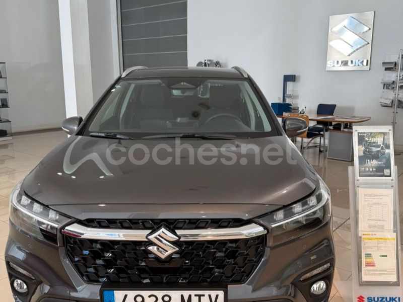 Gris / plata Nuevo 2025 Suzuki SX4 S-Cross SUV | 28.200 € - Imagen 1/4