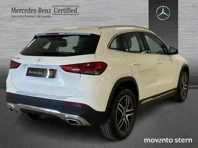 Usado Mercedes GLA200 Progressive 163 CV (119 kW) 2021 Blanco SUV