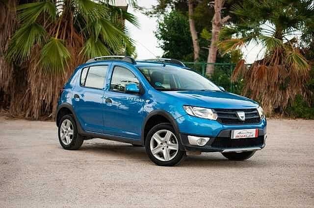 Azul Usado 2013 Dacia Sandero Stepway Utilitario | 6950 € (Precio justo) - Imagen 1/4