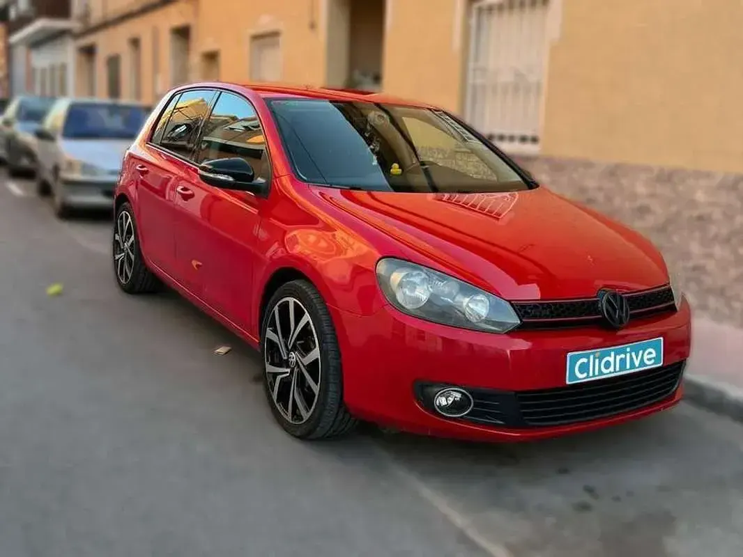 Usado VW Golf VI Sportline 125 CV (91 kW) 2010 Rojo Utilitario
