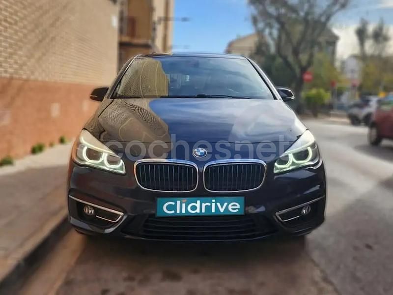 Usado BMW 225 Active Tourer iPerformance 224 CV (164 kW) 2016 Azul Monovolumen