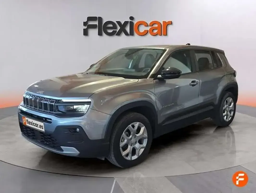 Usado Jeep Avenger Altitude 101 CV (74 kW) 2025 Gris SUV
