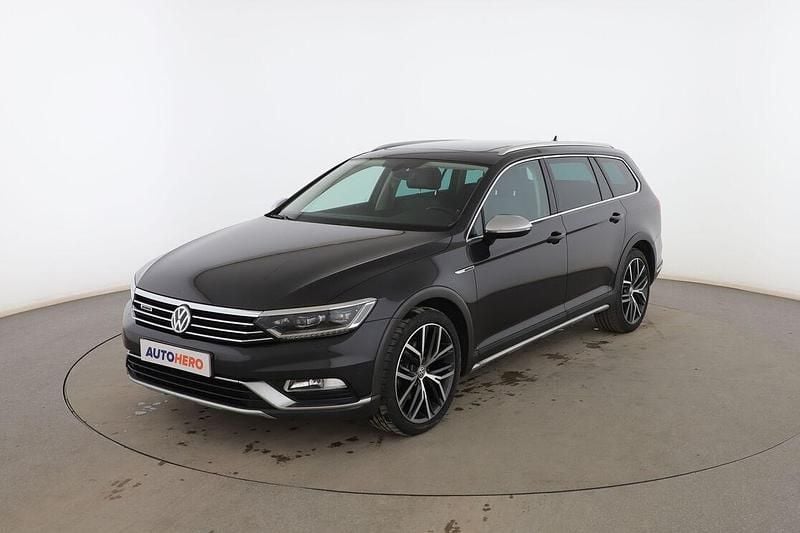 Gris Usado 2019 VW Passat Alltrack Familiar | 23.499 € (Precio justo) - Imagen 1/3