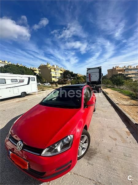 Usado VW Golf VII Advance 110 CV (80 kW) 2017 Rojo Berlina
