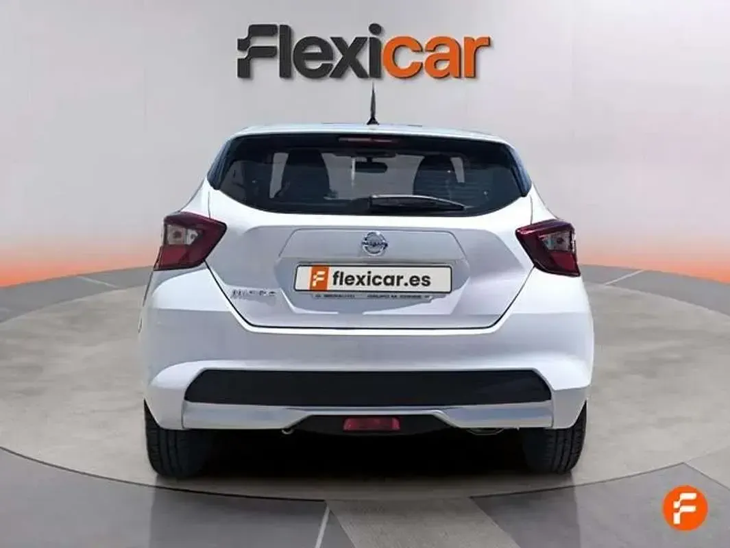 Usado Nissan Micra Acenta 73 CV (53 kW) 2017 Blanco Utilitario