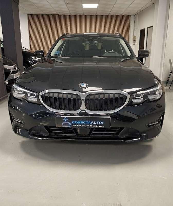 Usado BMW 320 Comfort Edition 190 CV (139 kW) 2021 Negro Familiar