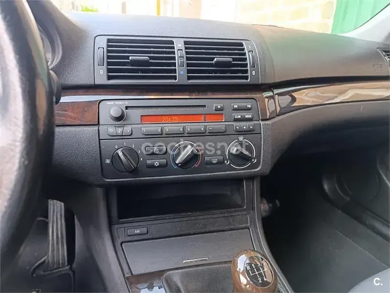 Usado BMW 316 105 CV (77 kW) 2002 Negro Berlina