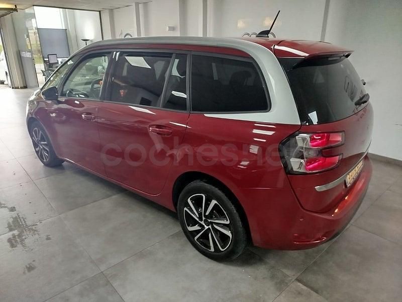 Usado Citroën C4 SpaceTourer Shine 130 CV (95 kW) 2021 Granate Monovolumen