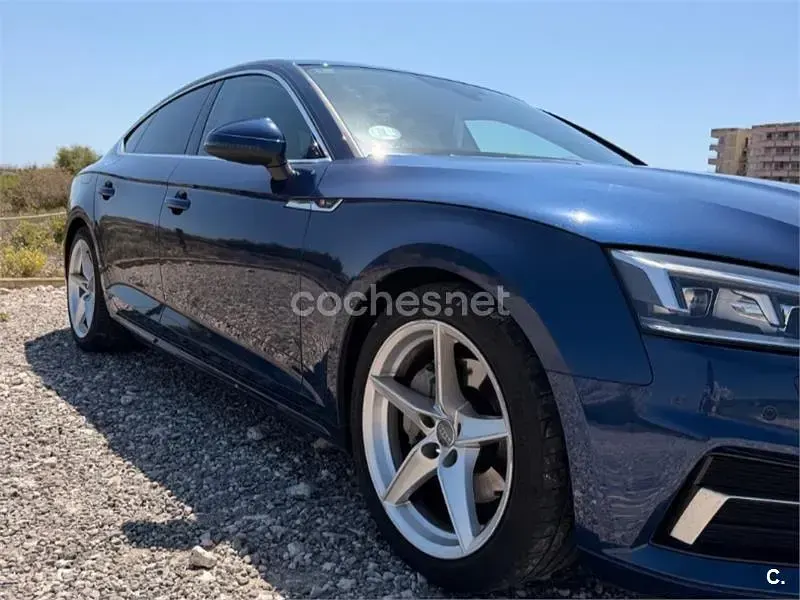 Usado Audi A5 Sportback Advanced Plus 190 CV (139 kW) 2017 Azul Utilitario