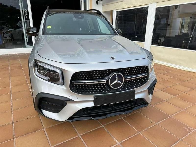 Usado Mercedes GLB200 150 CV (110 kW) 2021 Gris SUV