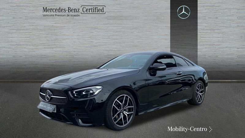 Negro obsidiana Usado 2024 Mercedes E220 Coupe | 53.500 € (Caro) - Imagen 1/4