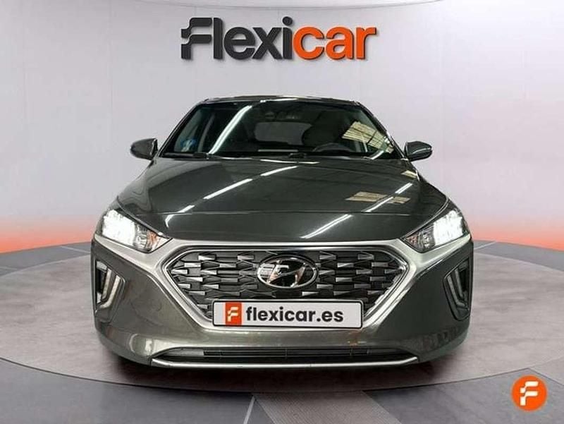 Usado Hyundai Ioniq Style 141 CV (103 kW) 2021 Gris Utilitario
